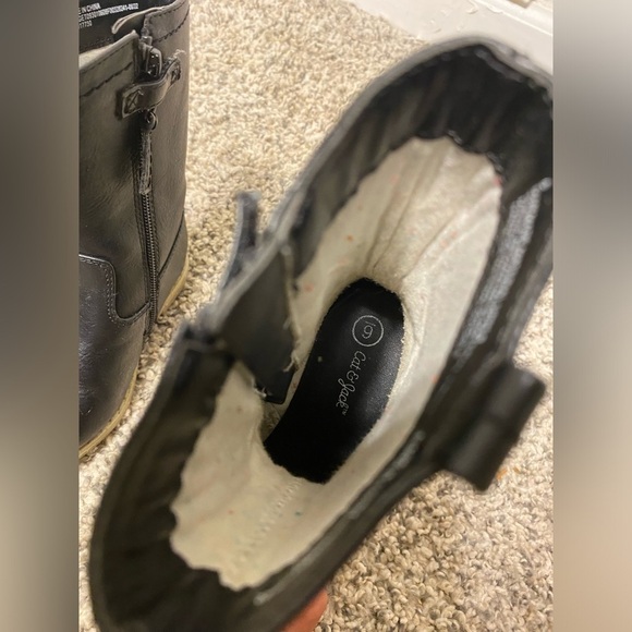 Cat & Jack toddler girl black calf-high boots | Size 6 - Picture 4 of 8